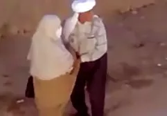 Keg Stands和Twat Slams