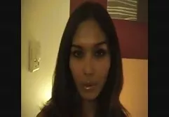 完成所有的嘴唇婊子