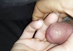 年轻（18岁）拳交穿孔成熟。