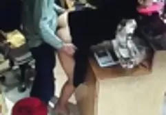 晚上在Claire Castel的办公室
