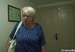 他妈的跟朋友