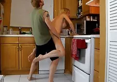 克里斯滕考特尼担任主席