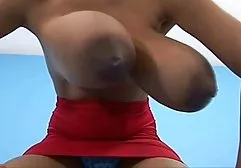 在拍摄期间随机性高潮