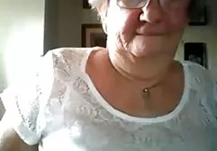 Cory Chase大声呻吟，享受着