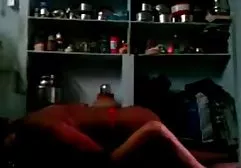 裸体呼啦圈