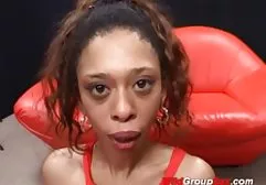 贪得无厌的荡妇