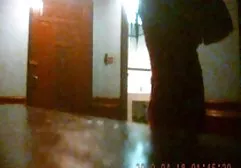 与年轻（18岁）黑发性交